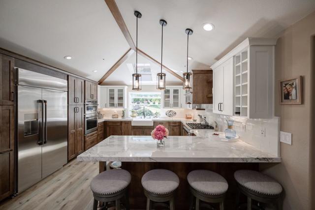 307 Sidesaddle Circle, Scotts Valley CA: https://media.crmls.org/mediaz/fd688b53-44d3-4710-a08c-aa0711178ddd.jpg