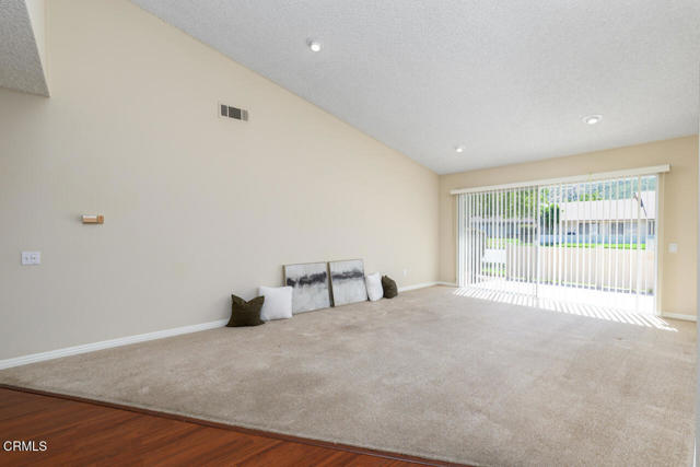 Detail Gallery Image 14 of 38 For 33208 Village 33, Camarillo,  CA 93012 - 2 Beds | 2 Baths
