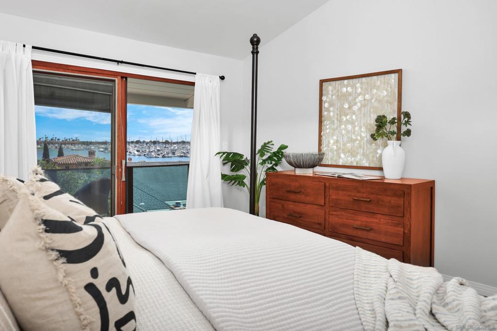 MLS #250037348SD image #23