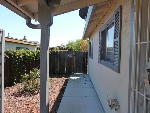 460 SE Jeremy Court, Oakdale CA: https://media.crmls.org/mediaz/fd6b1050-6ac0-4e3b-bae3-a360c3c004f5.jpg