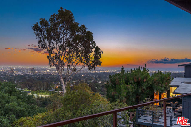 Drew Fenton | 924 Stonehill Lane Los Angeles CA | MLS: 7259977