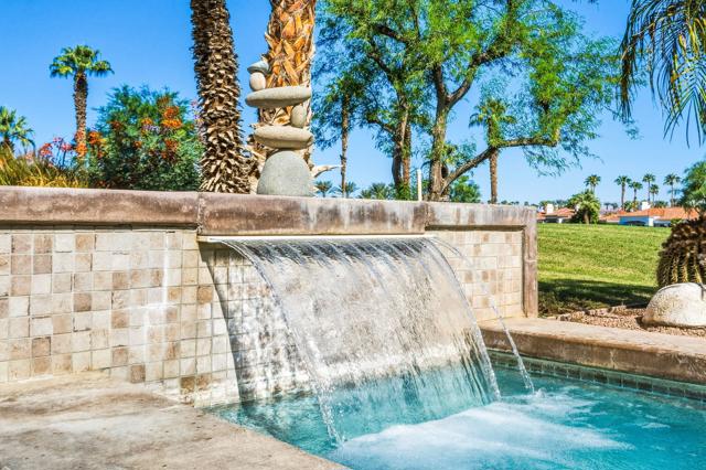 896 Mesa Grande Drive, Palm Desert, CA 92211