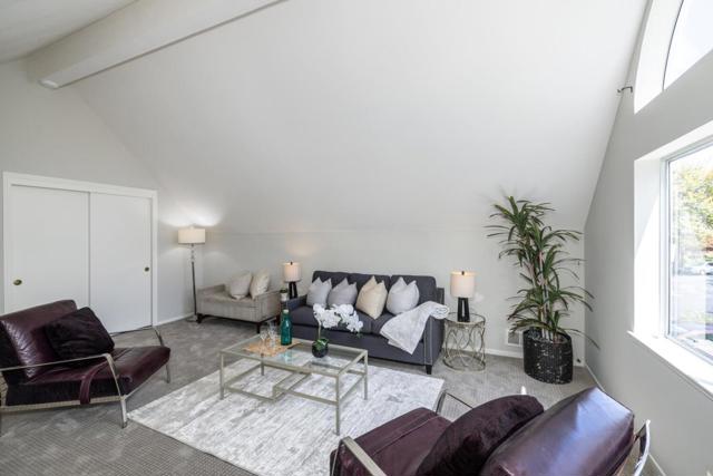 604 Waterbury, Foster City CA: https://media.crmls.org/mediaz/fd6e0080-d052-4f60-a1f3-1825bdcedd32.jpg