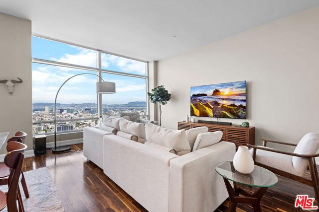 900 W Olympic Boulevard, Los Angeles CA: https://media.crmls.org/mediaz/fd7032eb-6406-4135-b89d-7e438ffd82bb.jpg