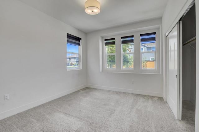 2606 Salinger Avenue, Tracy CA: https://media.crmls.org/mediaz/fd7054e3-8a8f-4a40-b6d9-990ef437e176.jpg