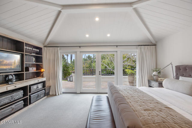 6972 Grasswood Avenue, Malibu CA: https://media.crmls.org/mediaz/fd70d2dd-2859-4100-9b35-ad2643ceadb0.jpg