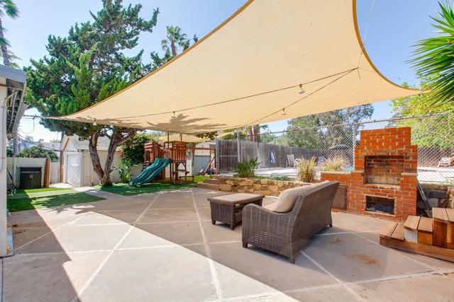 928 930 Osborne Street, Vista CA: https://media.crmls.org/mediaz/fd711f9b-142d-4f51-ac73-a331512bf89e.jpg
