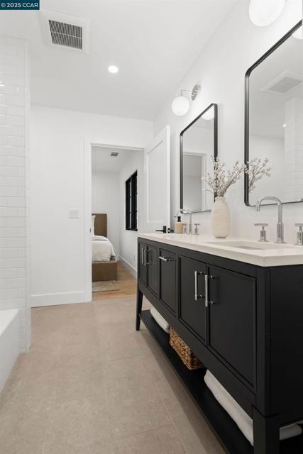 181 Lombardy Lane, Orinda CA: https://media.crmls.org/mediaz/fd713b68-fec4-4c00-aca7-c4b17f8e8d44.jpg