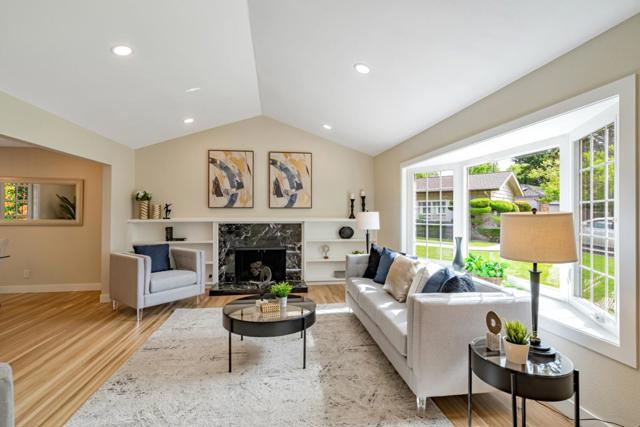 3574 Wellesley Court, Mountain View CA: https://media.crmls.org/mediaz/fd729514-9054-4399-aa84-266a6a98c5da.jpg