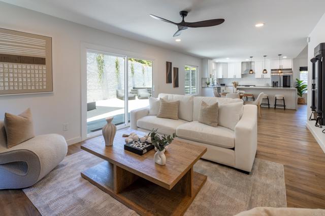 1329 Eldean Lane, Oceanside CA: https://media.crmls.org/mediaz/fd72cf88-a673-42be-96a5-f17714ef1355.jpg