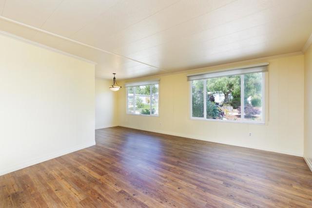 29 Knollwood, Aptos CA: https://media.crmls.org/mediaz/fd732035-abf2-4015-aa0a-e4d9110ca3ed.jpg