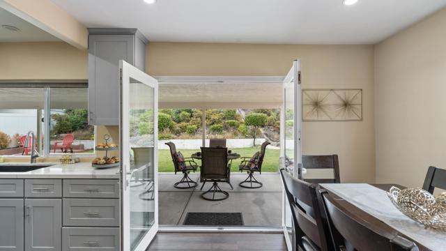 271 E Rienstra Street, Chula Vista CA: https://media.crmls.org/mediaz/fd7327a2-488c-4d81-94d3-a496d796e0b8.jpg