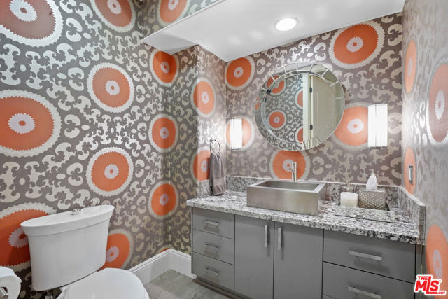16123 W Sunset Boulevard, Pacific Palisades CA: https://media.crmls.org/mediaz/fd73863e-f948-49ed-af43-cfe392283d5e.jpg