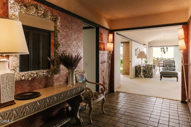 Detail Gallery Image 11 of 74 For 5703 Catherwood Dr, La Canada Flintridge,  CA 91011 - 3 Beds | 2/1 Baths