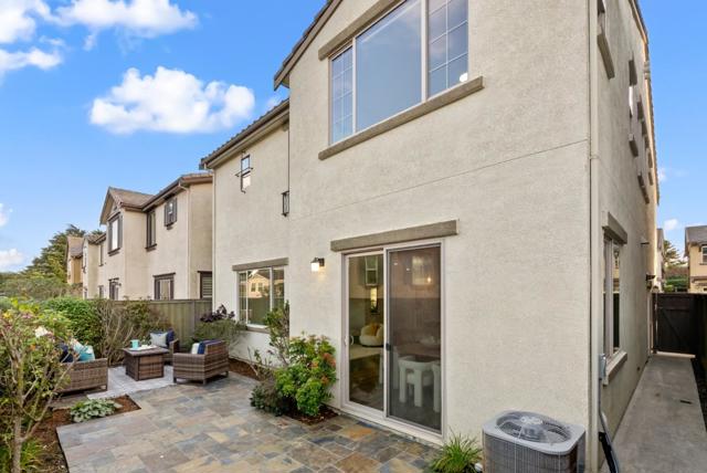 355 Crestview Circle, Daly City CA: https://media.crmls.org/mediaz/fd7758ab-5ad3-4914-bcf5-3c7f6861a883.jpg