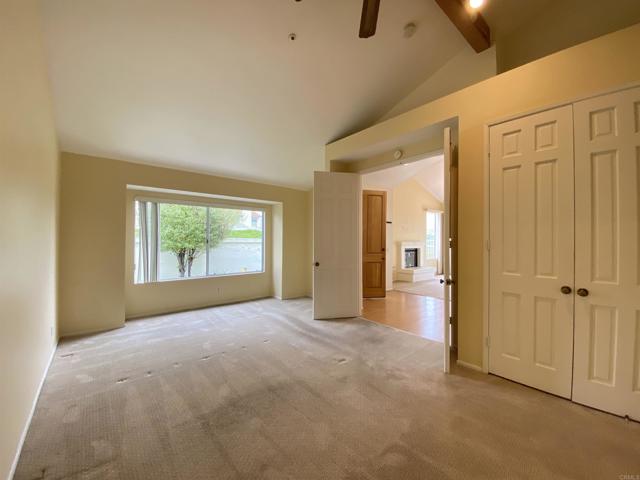 4793 Endeavor Lane, Carlsbad CA: https://media.crmls.org/mediaz/fd77e156-08f0-42ba-b570-0f455d94f9b4.jpg
