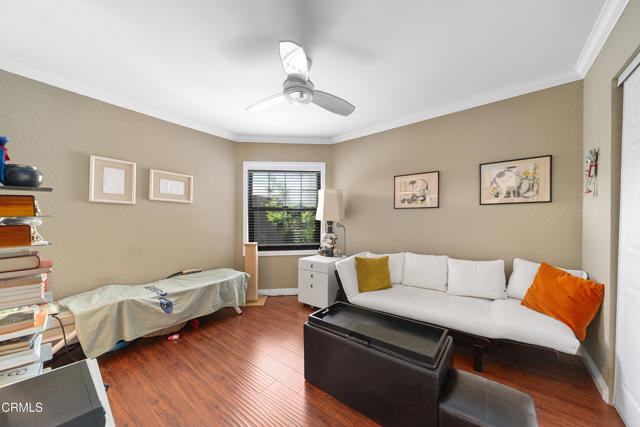 832 Magnolia Avenue, Pasadena CA: https://media.crmls.org/mediaz/fd78cfb5-7157-4376-afbe-264ba802c791.jpg