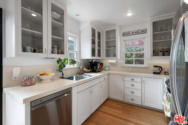 Drew Fenton | 11450 Chenault Street Los Angeles CA | MLS: 7456709 Drew Fenton | 11450 Chenault Street Los Angeles CA | MLS: 7456709
