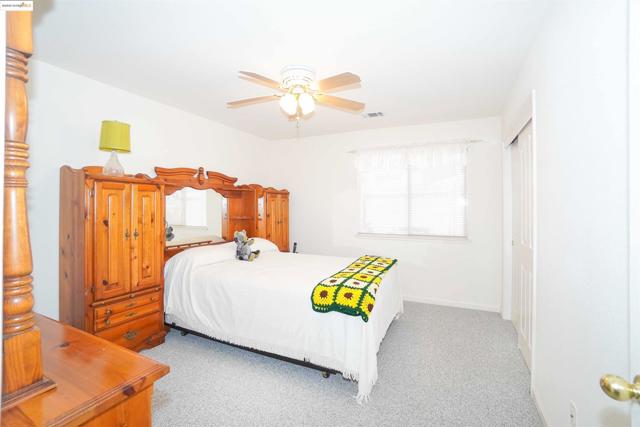 5402 Navajo Ct, Antioch CA: https://media.crmls.org/mediaz/fd7aa50a-fe5a-4eb4-866d-b50f76c0b29e.jpg