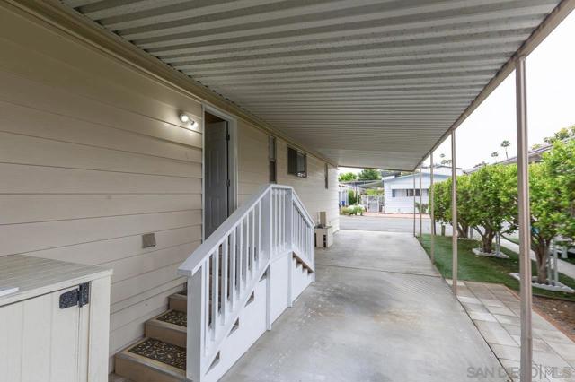 1219 E Barham Dr Spc 106, San Marcos CA: https://media.crmls.org/mediaz/fd7aa8ae-8f94-40a5-ab8b-4ba302397a30.jpg