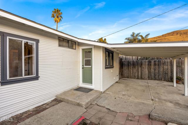 37-web-or-mls-UpmarketMedia_56Lei-26