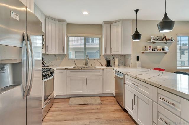 4817 4821 Coronado Ave., San Diego CA: https://media.crmls.org/mediaz/fd7ce285-cbf0-4458-9e14-1dc118d9bb8e.jpg