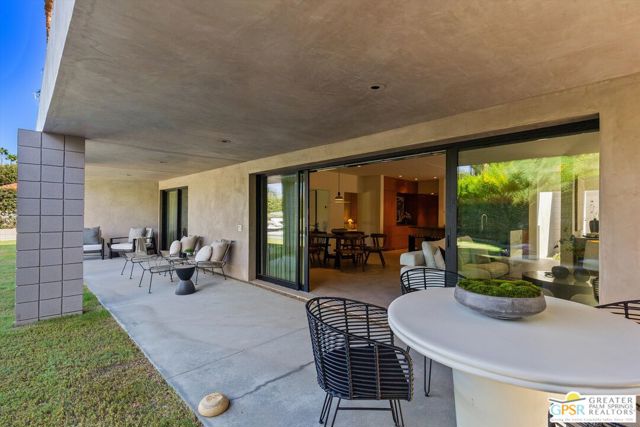 599 N Tercero Circle, Palm Springs, CA 92262