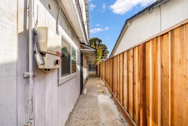 14504 Jerilyn Drive, San Jose CA: https://media.crmls.org/mediaz/fd7dcab6-e4fa-49c1-a6eb-581686750ac5.jpg