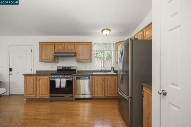 55 Pacifica Ave, Bay Point CA: https://media.crmls.org/mediaz/fd7e467c-2cb9-4d63-8f33-6f3c5c246aaf.jpg
