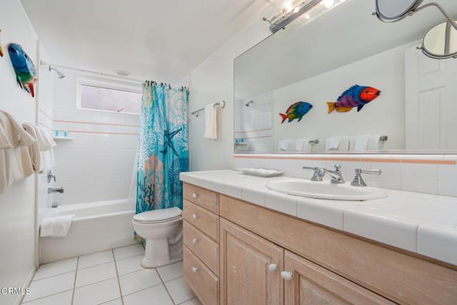 1401 GREENOCK Lane, Ventura CA: https://media.crmls.org/mediaz/fd7e475a-73b0-4e1b-846d-bb9b57f5f6c9.jpg