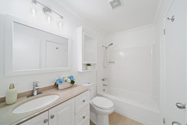 509 Sierra Vista Avenue, Mountain View CA: https://media.crmls.org/mediaz/fd7e6649-6b8a-4545-873a-29e086eb8fca.jpg