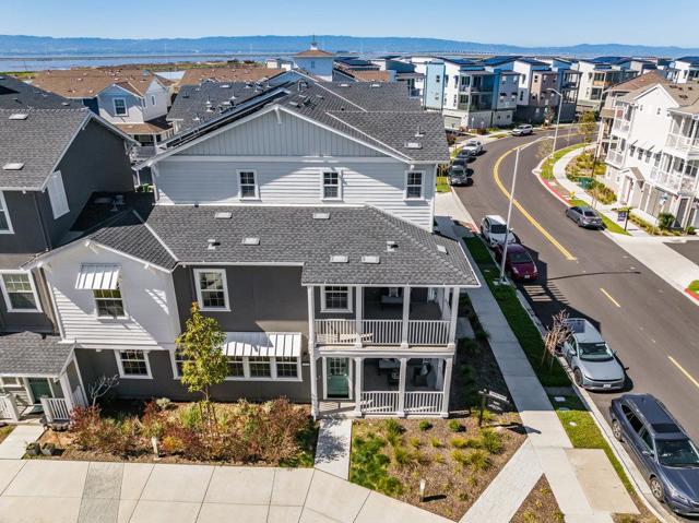 9476 Seawind Way, Newark CA: https://media.crmls.org/mediaz/fd7efbd9-f218-401c-ad19-8e33e7866a94.jpg