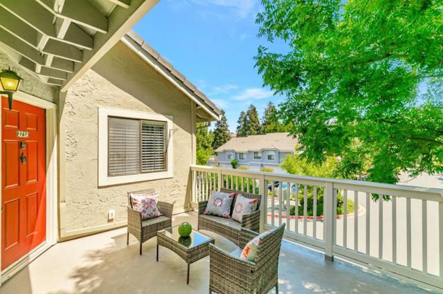 2712 Buena View Court, San Jose CA: https://media.crmls.org/mediaz/fd7f7ef0-df76-4bbb-9172-f9110b23285b.jpg