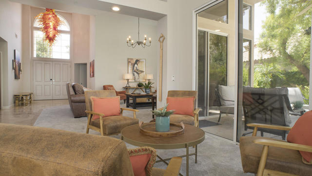 Image 10 of 74 For 55685 Riviera