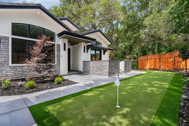 1068 Riverside Drive, Los Altos CA: https://media.crmls.org/mediaz/fd80ddf1-6f39-4ce7-bf50-fea9d00371bd.jpg