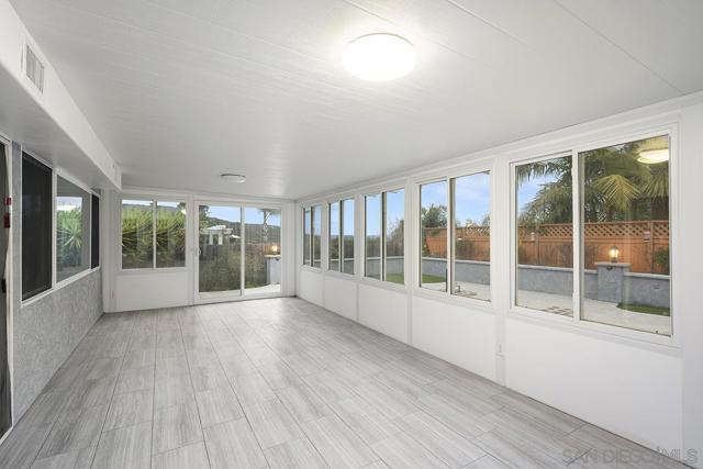 7111 Regner Rd, San Diego CA: https://media.crmls.org/mediaz/fd839b45-5c15-4158-8257-440465160ac8.jpg