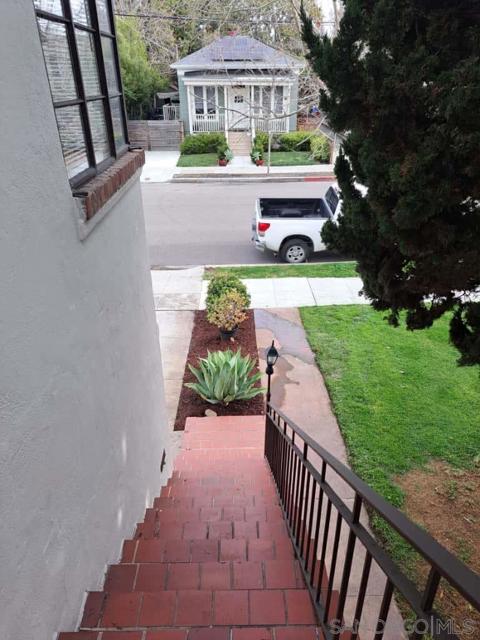 33 35 George St, San Jose CA: https://media.crmls.org/mediaz/fd83ff20-5549-43d6-990f-9a5c77ba3a60.jpg
