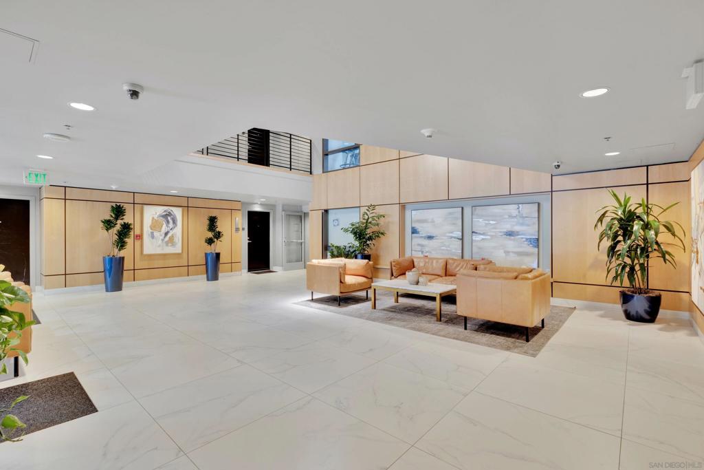 425 Beech St - photo 16