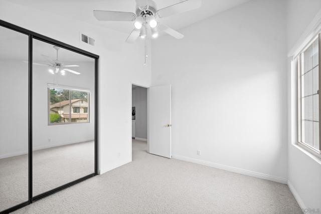 11479 Grassy Trail Dr, San Diego CA: https://media.crmls.org/mediaz/fd856142-5dd7-41d4-93eb-199bc55953ec.jpg