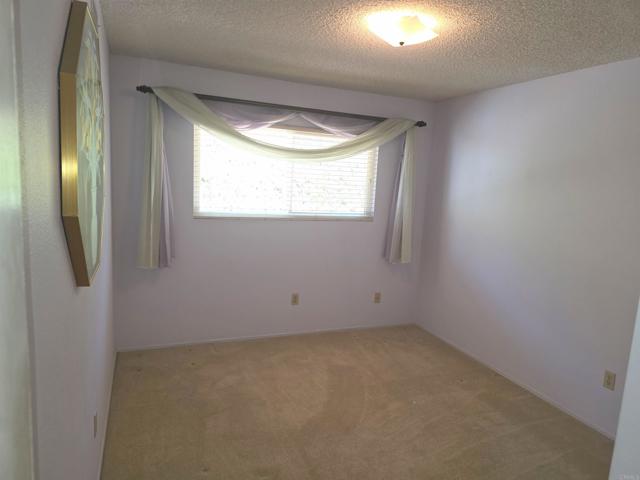 Detail Gallery Image 11 of 15 For 497 Vista Del Escuela, El Cajon,  CA 92019 - 3 Beds | 2 Baths