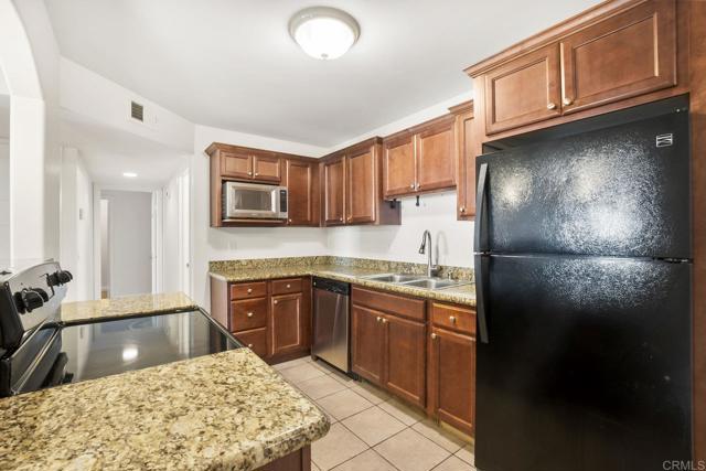Detail Gallery Image 12 of 30 For 550 Graves Ave #16,  El Cajon,  CA 92020 - 2 Beds | 2 Baths