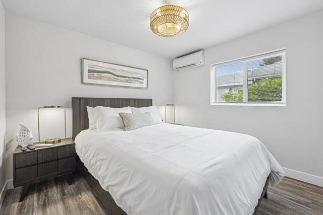 215 N Granados Ave, Solana Beach CA: https://media.crmls.org/mediaz/fd879741-c978-4330-8a1f-67251d0d041e.jpg