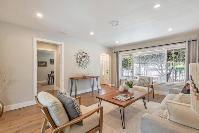 2284 Dumbarton Avenue, East Palo Alto CA: https://media.crmls.org/mediaz/fd8914c7-beaf-4cc7-8c1d-0ac8b4814f7b.jpg