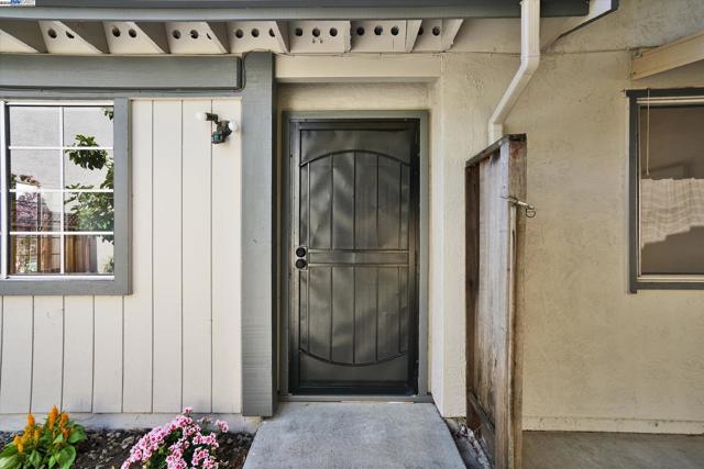 4909 Romeo, Fremont CA: https://media.crmls.org/mediaz/fd8948bf-d7c1-469f-ad12-44540c00cb1a.jpg