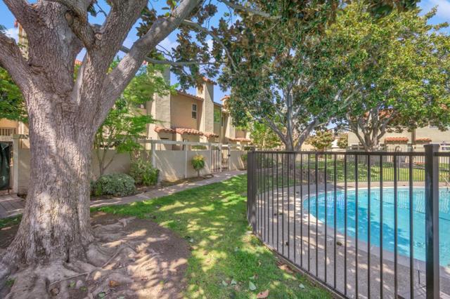 130 Salice Way, Campbell CA: https://media.crmls.org/mediaz/fd8a33ab-98f1-49b2-ac55-ae31edbd7909.jpg