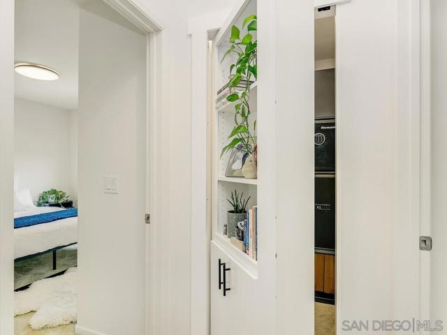 1882 Emily St, El Cajon CA: https://media.crmls.org/mediaz/fd8b0743-4385-4dcf-ab53-b1d30457f57a.jpg