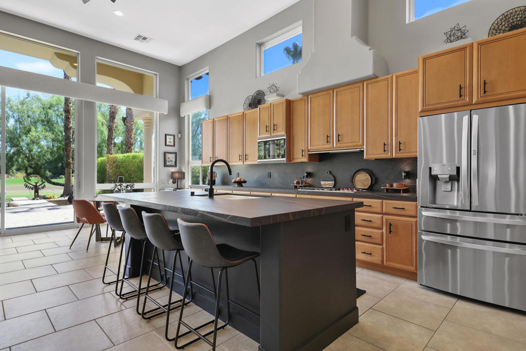 MLS #219136564DA image #10