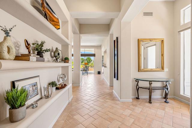 280 Tomahawk Drive, Palm Desert, CA 92211