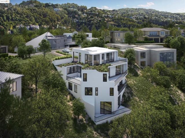 7055 Devon Way, Oakland CA: https://media.crmls.org/mediaz/fd8d2a8e-3be7-4b0b-b177-57bad27be5aa.jpg