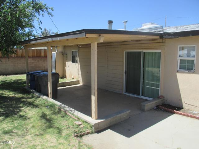 Detail Gallery Image 11 of 15 For 44104 Carolside Ave, Lancaster,  CA 93535 - 5 Beds | 3 Baths